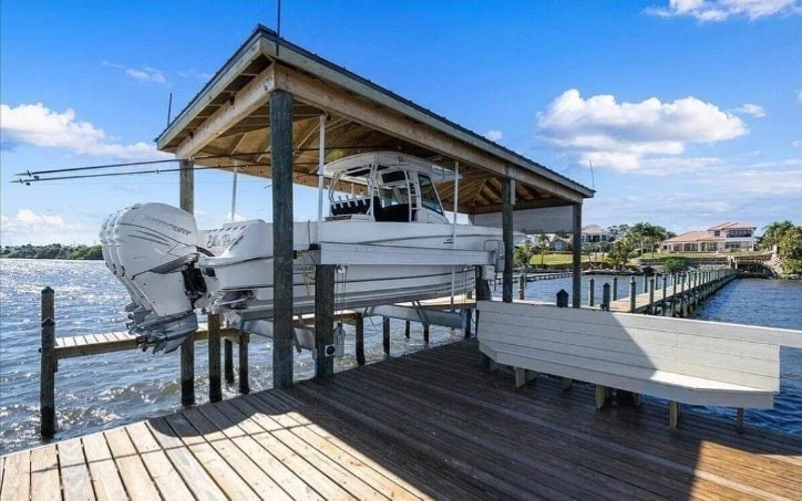 What to Consider When Choosing a Dock Construction Company